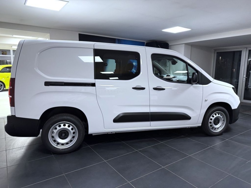 Fiat Professional Dobló 1,5 BlueHDI 100k polokombi L2 *1482*