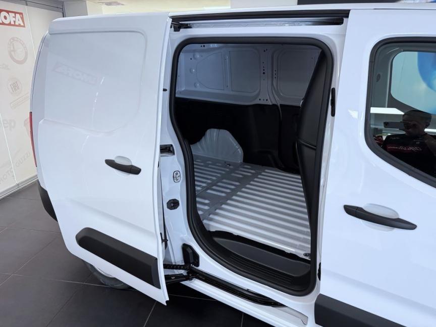 Fiat Professional Dobló 1,5 BlueHDI 100k van L2 *7929*