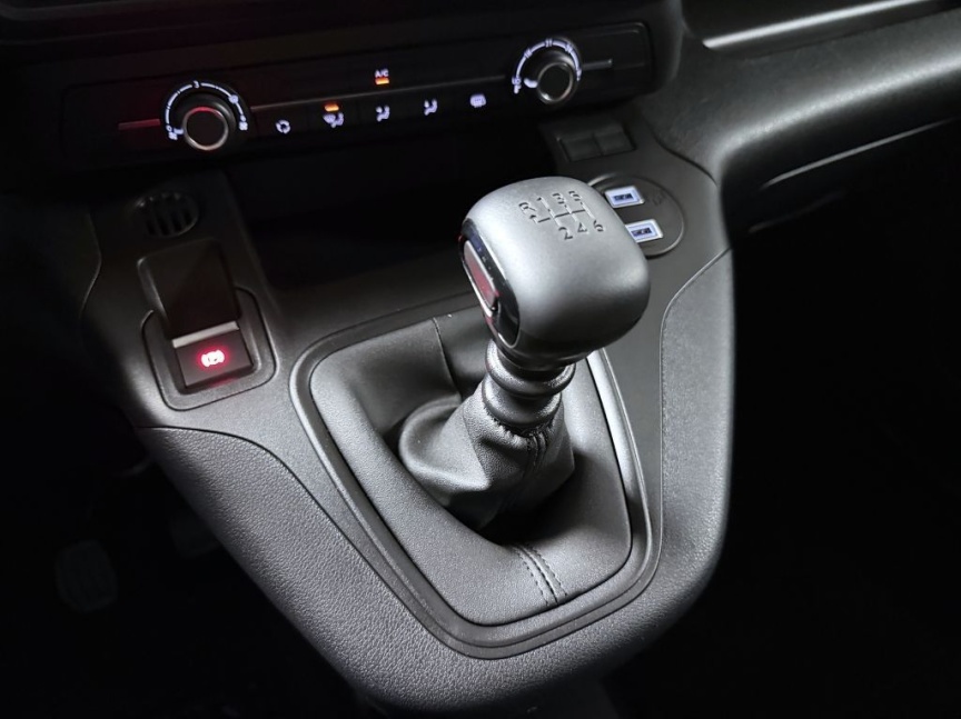 Fiat Professional Dobló 1,5 BlueHDI 102k van L2 *4776*