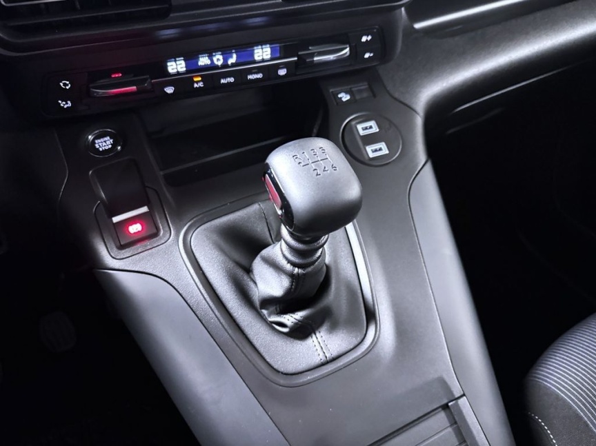 Fiat Dobló Panorama 1.5 BlueHDi 130k MT6 EDICE RODINA *697*