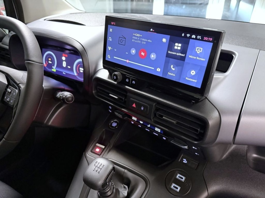 Fiat Dobló Panorama 1.5 BlueHDi 130k MT6 EDICE RODINA *769*