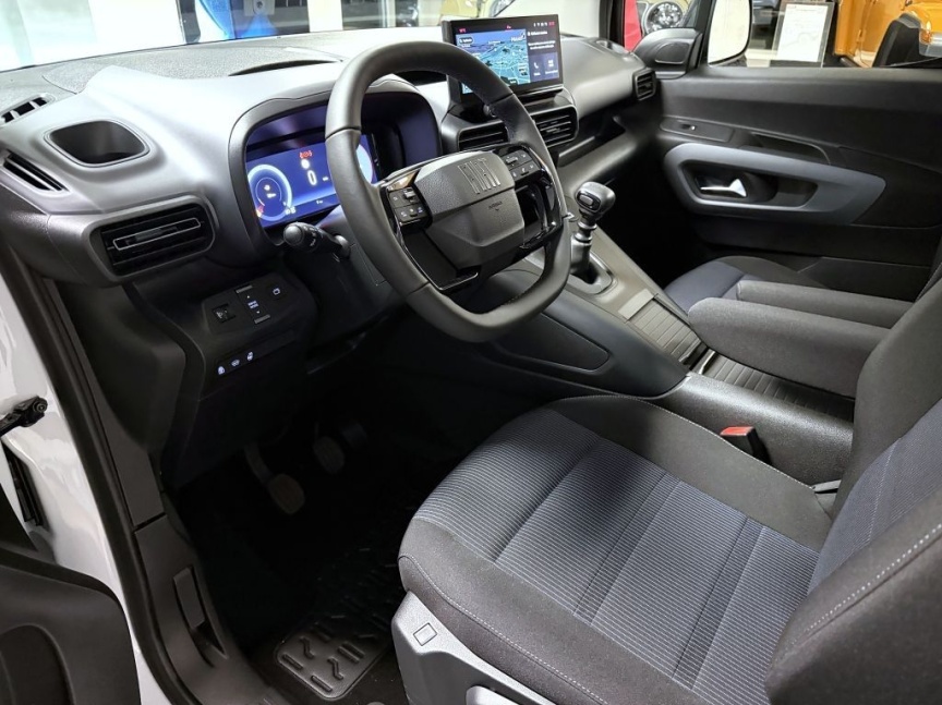 Fiat Dobló Panorama 1.5 BlueHDi 130k MT6 EDICE RODINA *769*