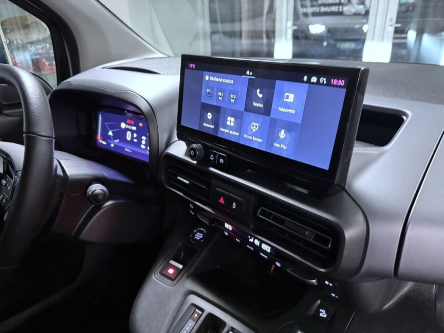 Fiat Dobló Panorama Maxi 1.5 BlueHDi 131k 8AT - 7 míst