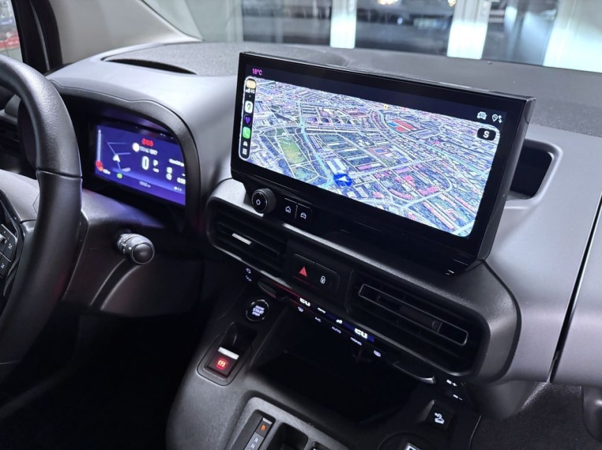 Fiat Dobló Panorama Maxi 1.5 BlueHDi 131k 8AT - 7 míst