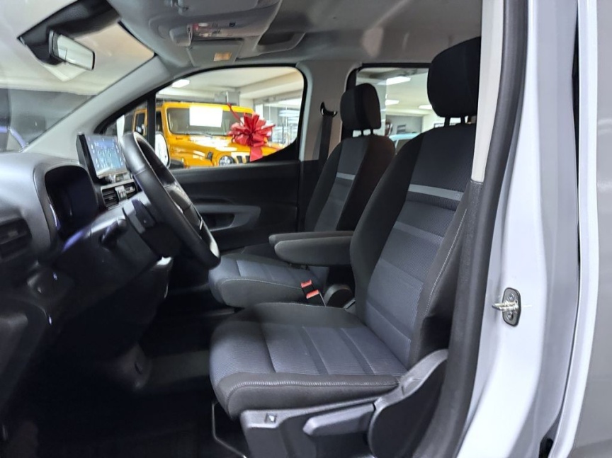 Fiat Dobló Panorama Maxi 1.5 BlueHDi 131k 8AT - 7 míst