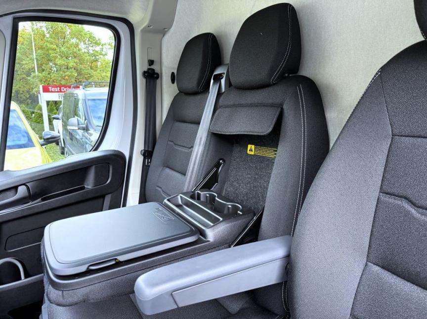 Fiat Professional Ducato 2.2 MTJ 120k 6MT Van 3.0t L2H1 EDICE PROFESSIONAL *o333*