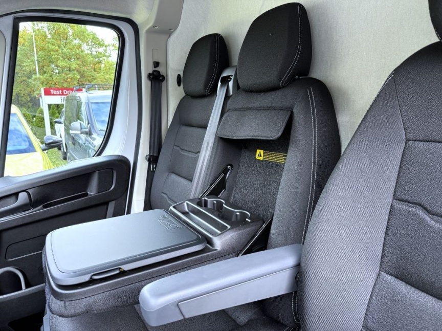 Fiat Professional Ducato 2.2 MTJ 120k 6MT Van 3.0t L2H1 EDICE PROFESSIONAL *o333*