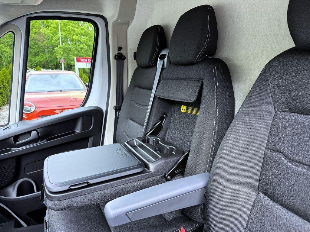 Fiat Professional Ducato 2.2 MTJ 140k 6MT Van 3,3t L2H2 *7305*