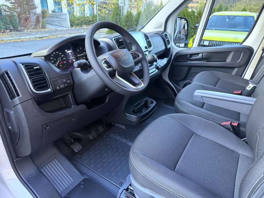 Fiat Professional Ducato 2.2 MTJ 140k 6MT Van 3,5t L3H2 EDICE PROFESSIONAL *9623*