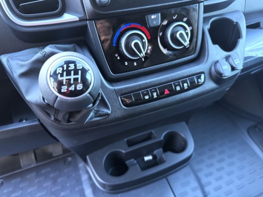 Fiat Professional Ducato 2.2 MTJ 140k 6MT Van 3,5t L3H2 EDICE PROFESSIONAL *9625*