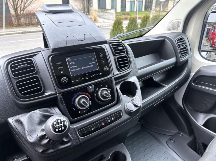 Fiat Professional Ducato 33 2,2 MTJ 120k L3H2 přestavba 3+3 *9193* k
