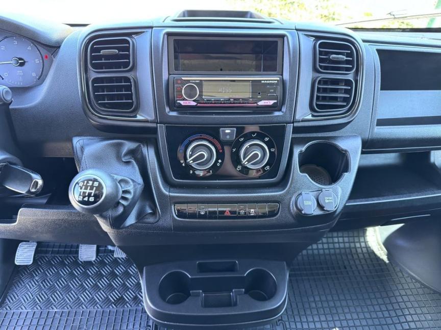 Fiat Professional Ducato 33 Light 2,2 MTJ 120k L3H2 van