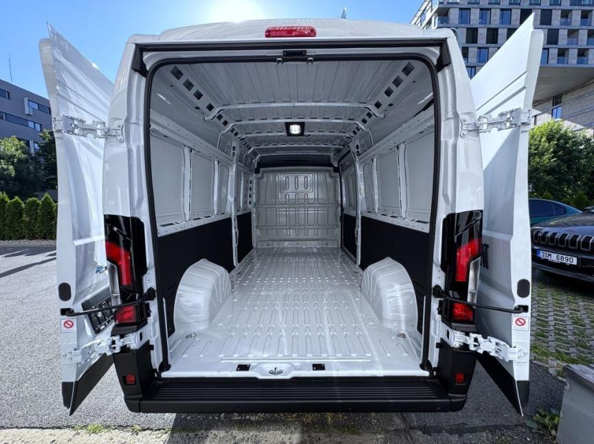 Fiat Professional Ducato Elektrické 200kW 110kWh van 3.5t L3H2 *718*