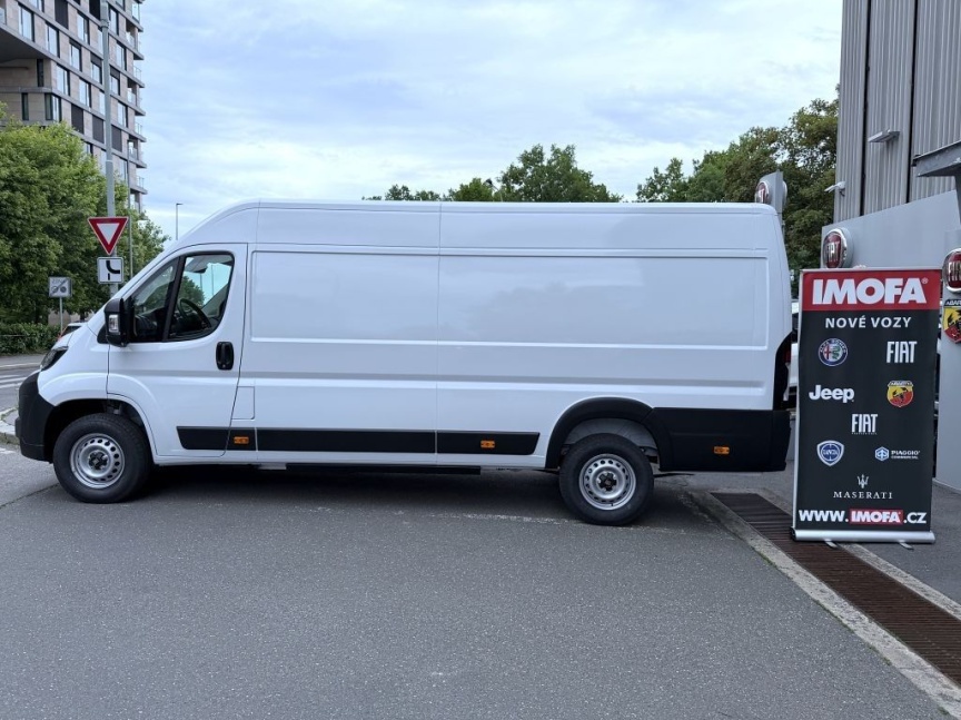 Fiat Professional Ducato Elektrické 200kW 110kWh van 3.5t L4H2 *4330*