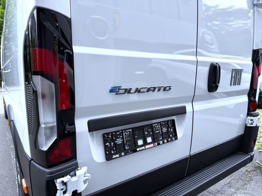 Fiat Professional Ducato Elektrické 200kW 110kWh van 3.5t L4H2 *4330*