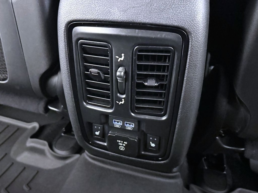 Dodge Durango 5,7 V8 4x4 AT8 ZF 365k RT