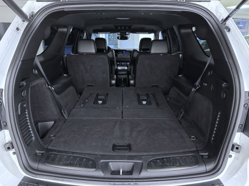 Dodge Durango 5,7 V8 4x4 AT8 ZF 365k RT