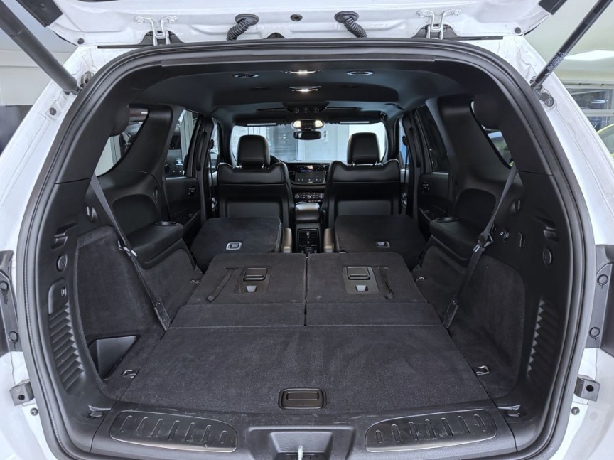 Dodge Durango 5,7 V8 4x4 AT8 ZF 365k RT