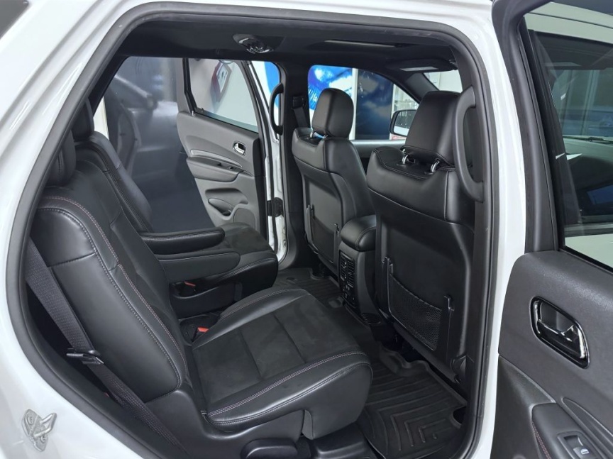 Dodge Durango 5,7 V8 4x4 AT8 ZF 365k RT