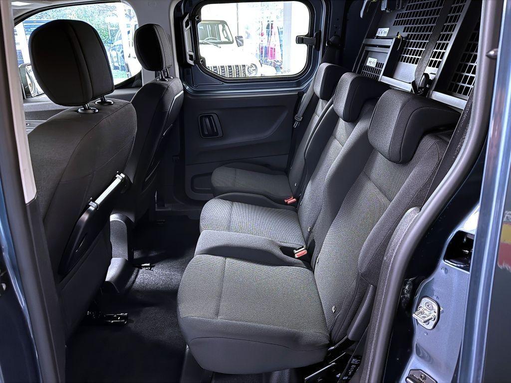 Fiat Professional E-Dobló 50kWh 136k polokombi L2 *256*