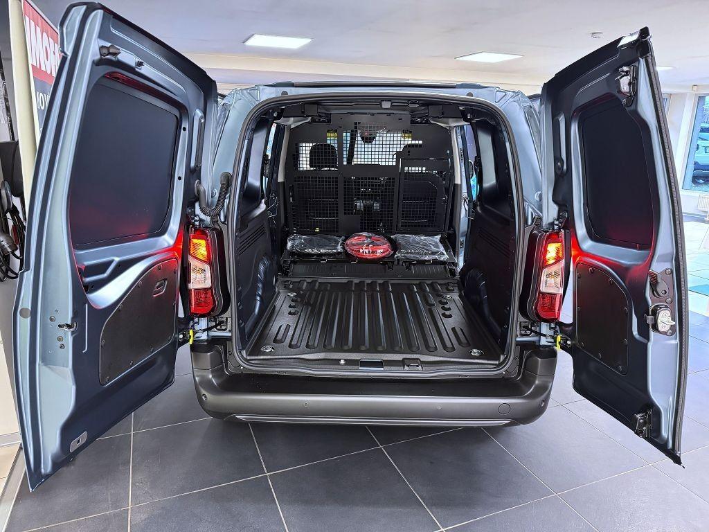 Fiat Professional E-Dobló 50kWh 136k polokombi L2 *256*
