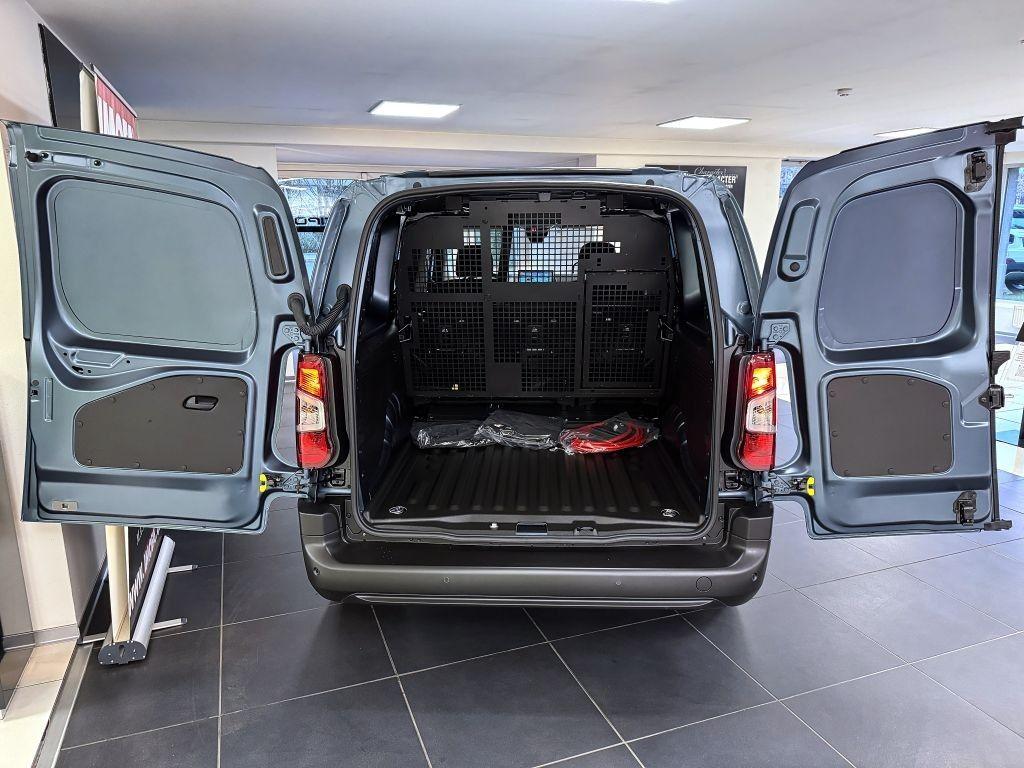 Fiat Professional E-Dobló 50kWh 136k polokombi L2 *256*