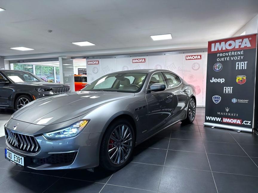 Maserati Ghibli 3.0 V6 Bi-turbo S Q4 (4x4) 430k AT8 ZF Granlusso