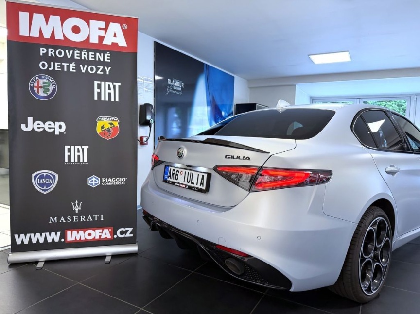 Alfa Romeo Giulia 2.0 T 280k AT8 ZF Q4 4x4 Competizione