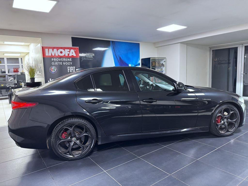 Alfa Romeo Giulia 2.0 T 280k AT8 ZF Q4 4x4 Veloce, reg. 03/2017