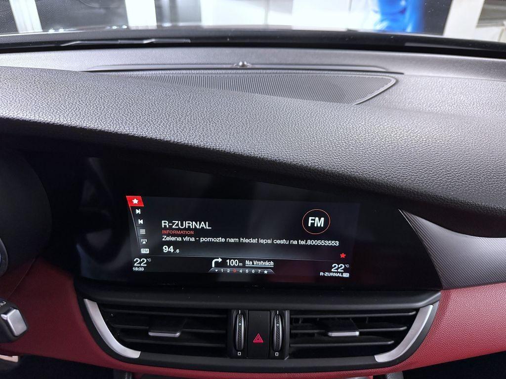 Alfa Romeo Giulia 2.0 T 280k AT8 ZF Q4 4x4 Veloce, reg. 03/2017