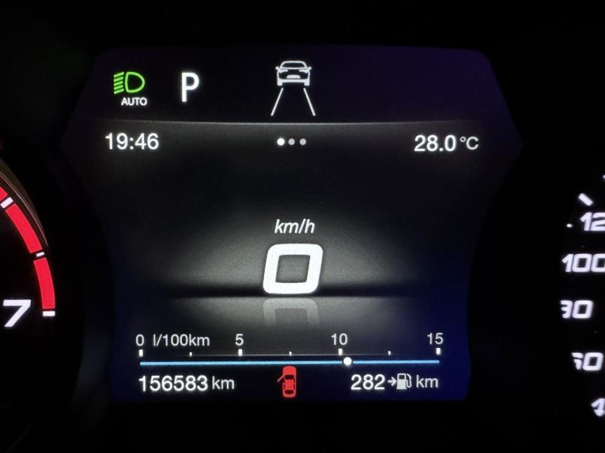 Alfa Romeo Giulia 2.0 T 280k AT8 ZF Q4 4x4 Veloce