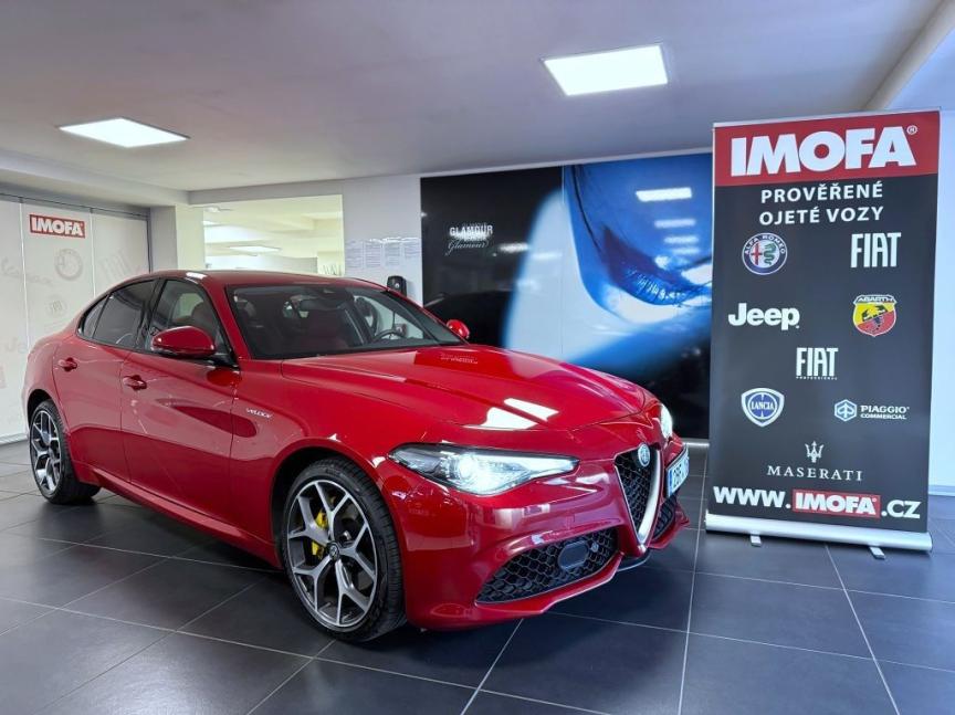 Alfa Romeo Giulia 2.0 T 280k AT8 ZF Q4 4x4 Veloce