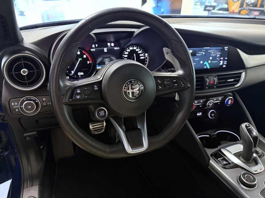 Alfa Romeo Giulia 2.0T 200k AT8 ZF Sprint