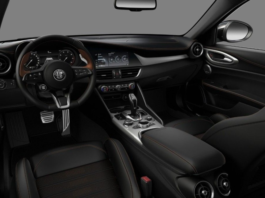 Alfa Romeo Giulia 2.0T 280k AT8 ZF Q4 4x4 Intensa *782*