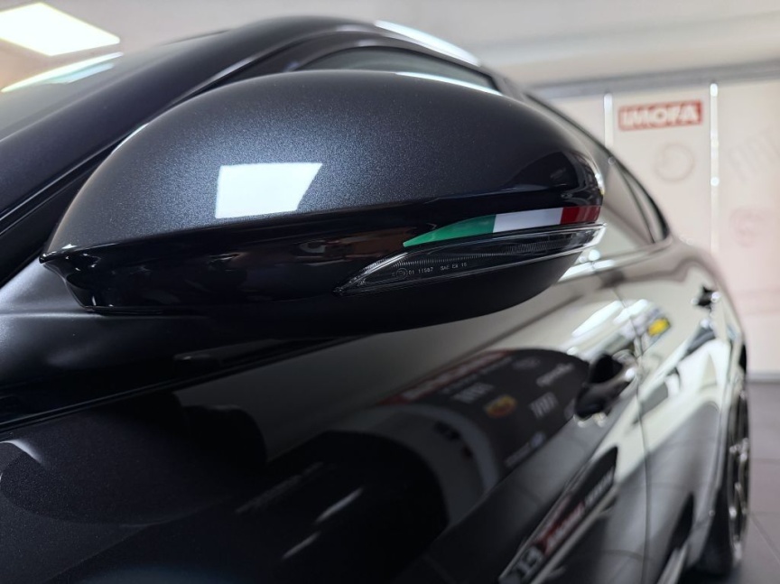 Alfa Romeo Giulia 2.0T 280k AT8 ZF Q4 4x4 Intensa *858*