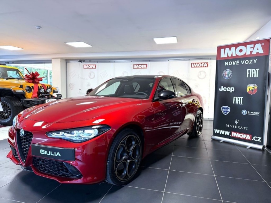 Alfa Romeo Giulia 2.0T 280k AT8 ZF Q4 4x4 Intensa *959*