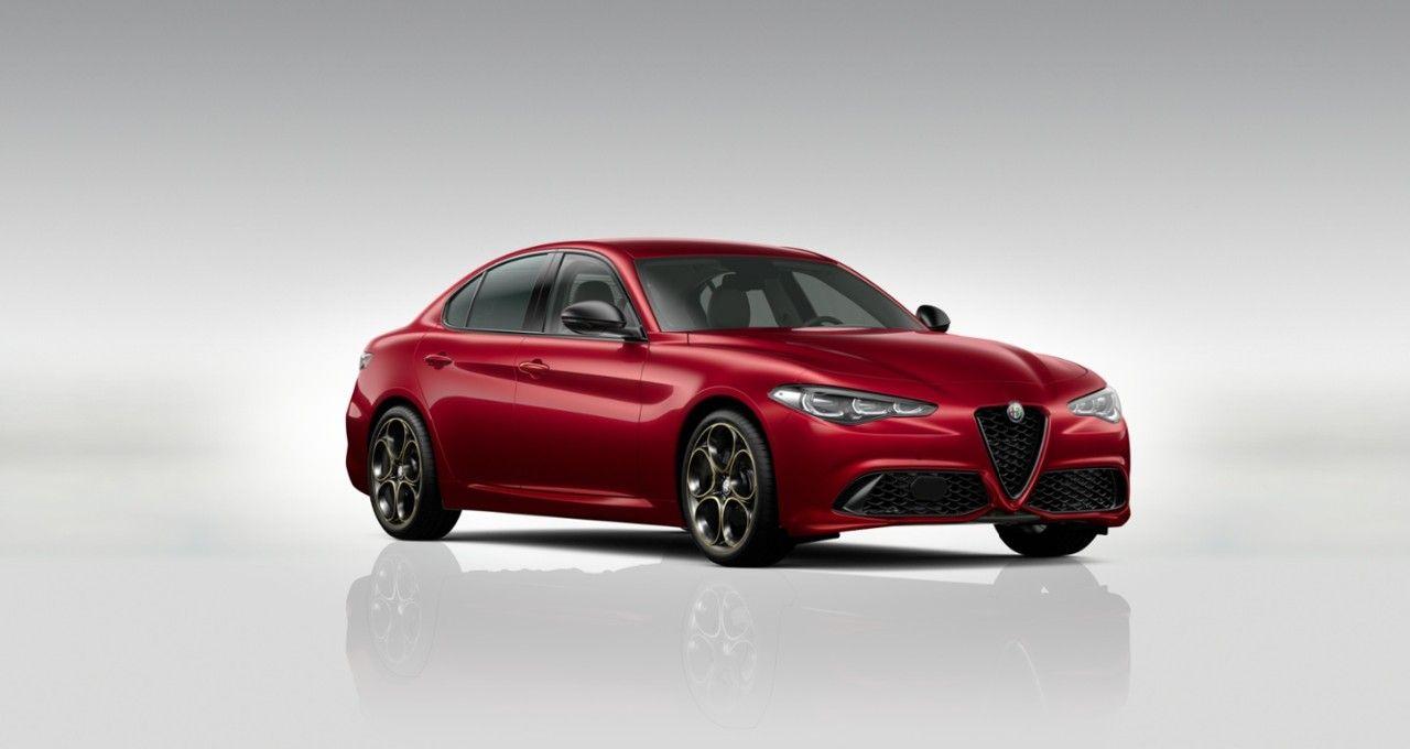 Alfa Romeo Giulia 2.0T 280k AT8 ZF Q4 4x4 Intensa *o283,o543*