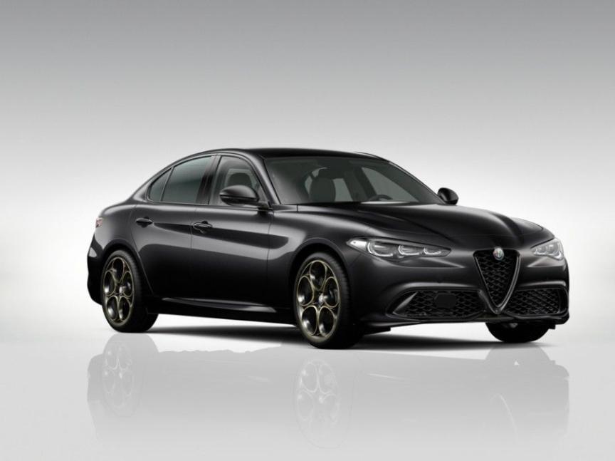 Alfa Romeo Giulia 2.0T 280k AT8 ZF Q4 4x4 Intensa *o508*