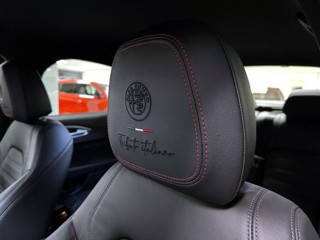 Alfa Romeo Giulia 2.0T 280k AT8 ZF Q4 4x4 Tributo *065*
