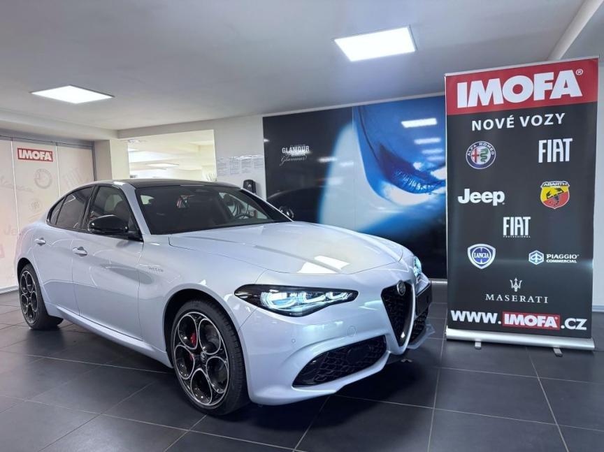 Alfa Romeo Giulia 2.0T 280k AT8 ZF Q4 4x4 Veloce *048*