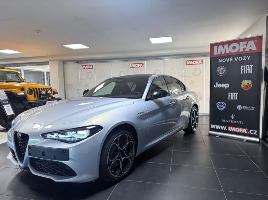 Alfa Romeo Giulia 2.0T 280k AT8 ZF Q4 4x4 Veloce *048*