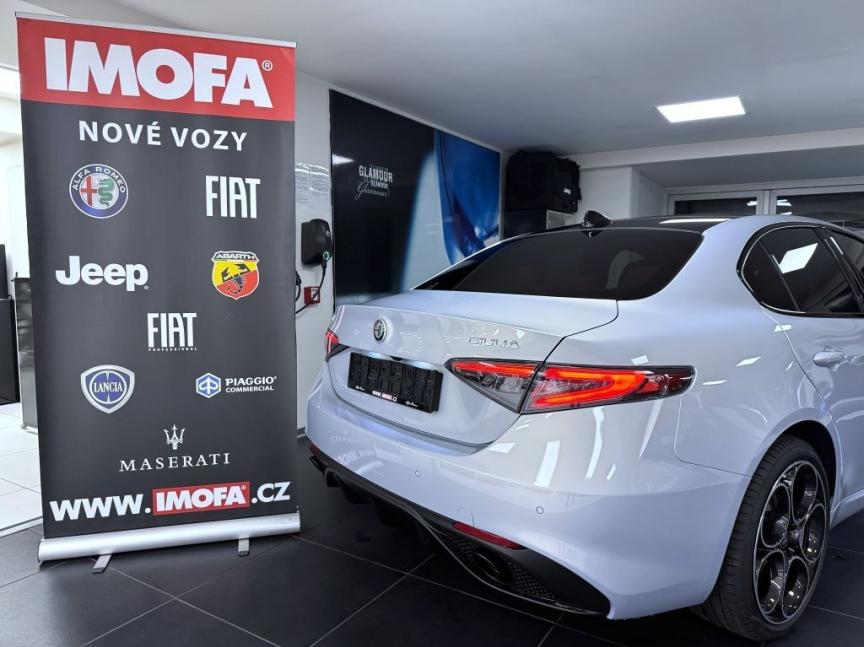 Alfa Romeo Giulia 2.0T 280k AT8 ZF Q4 4x4 Veloce *048*