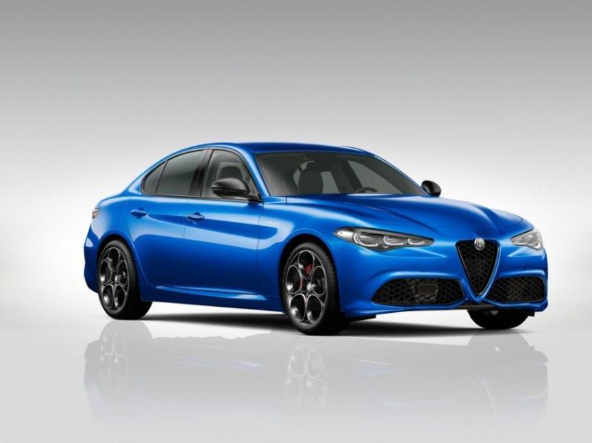 Alfa Romeo Giulia 2.0T 280k AT8 ZF Q4 4x4 Veloce *o961*