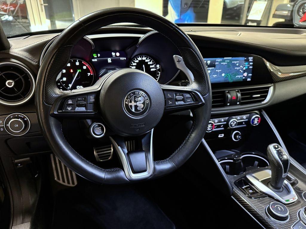 Alfa Romeo Giulia 2.0T 280k AT8 ZF Q4 4x4 Veloce TI, reg. 02/2021