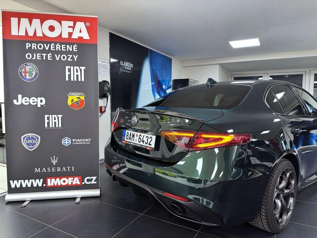 Alfa Romeo Giulia 2.0T 280k AT8 ZF Q4 4x4 Veloce TI, reg. 02/2021