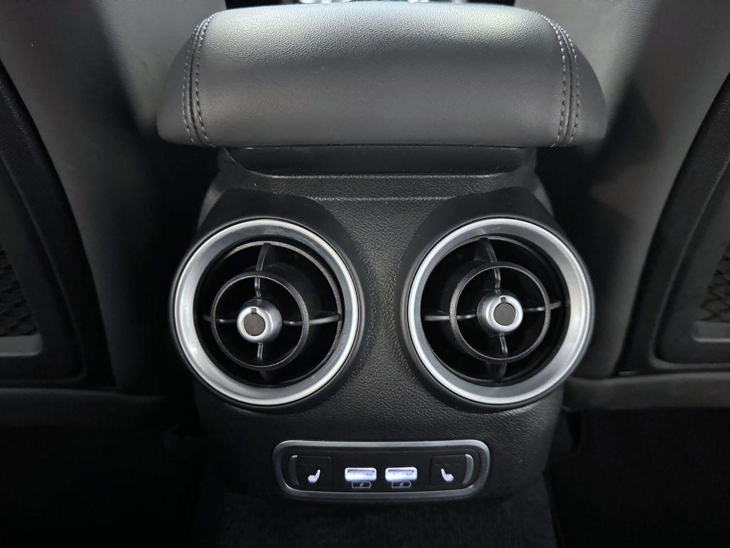Alfa Romeo Giulia 2.0T 280k AT8 ZF Q4 4x4 Veloce TI, reg. 04/2019