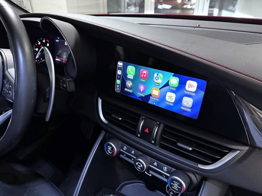 Alfa Romeo Giulia 2.0T 280k AT8 ZF Q4 4x4 Veloce TI