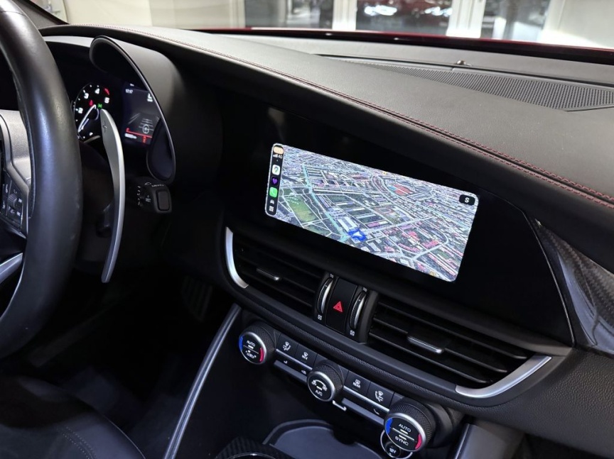 Alfa Romeo Giulia 2.0T 280k AT8 ZF Q4 4x4 Veloce TI