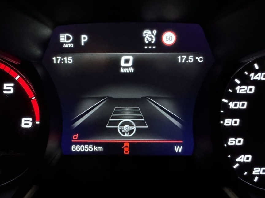 Alfa Romeo Giulia 2.0T 280k AT8 ZF Q4 4x4 Veloce TI