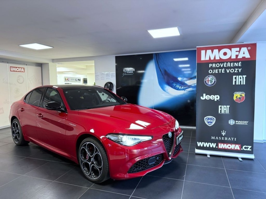 Alfa Romeo Giulia 2.0T 280k AT8 ZF Q4 4x4 Veloce